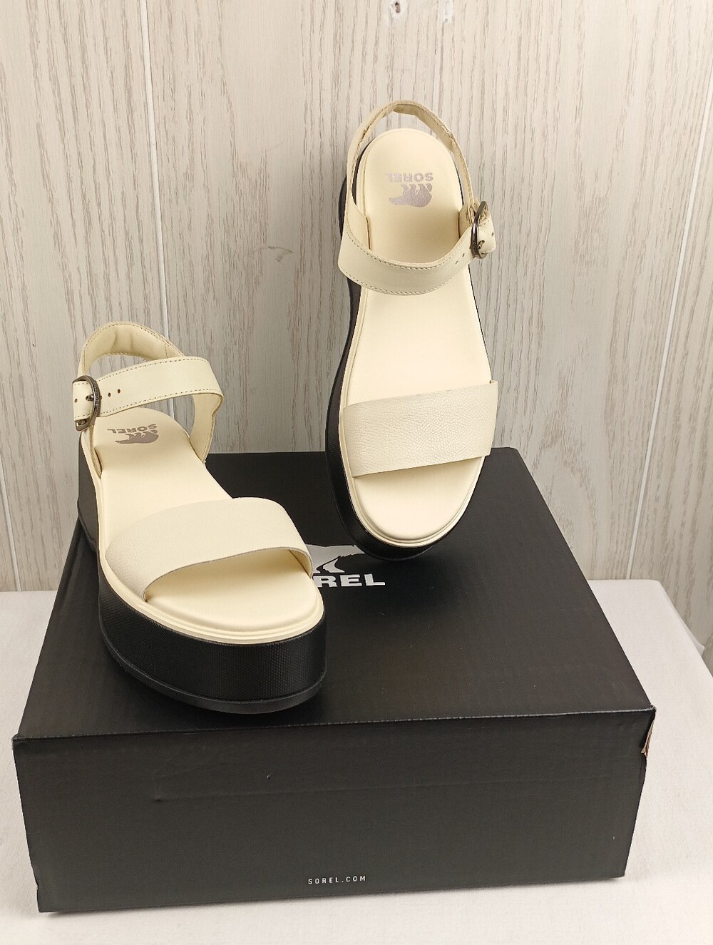 Sorel Women's Dayspring Ankle Strap Platform Sandals 8 NWT
